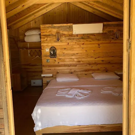 Отель Pine & Luxury Concept Олудениз