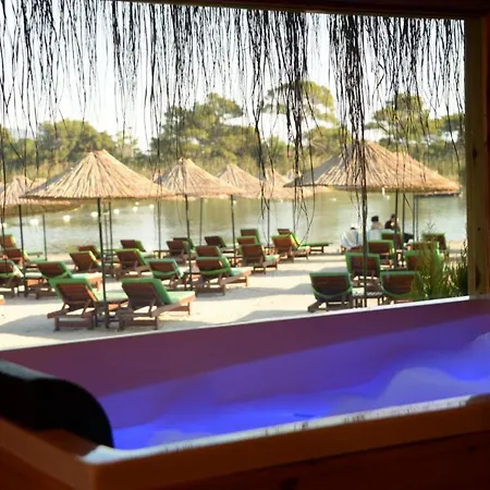 Hotel Pine & Luxury Concept Oludeniz