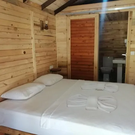 Pine Hotel