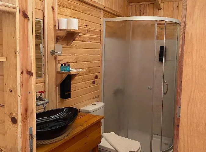 Hotell Pine & Luxury Concept *